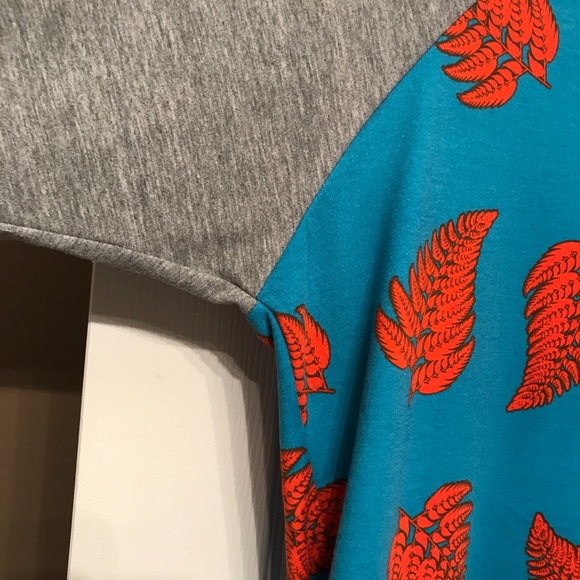 Large LulaRoe Randy - Picture 5 of 5